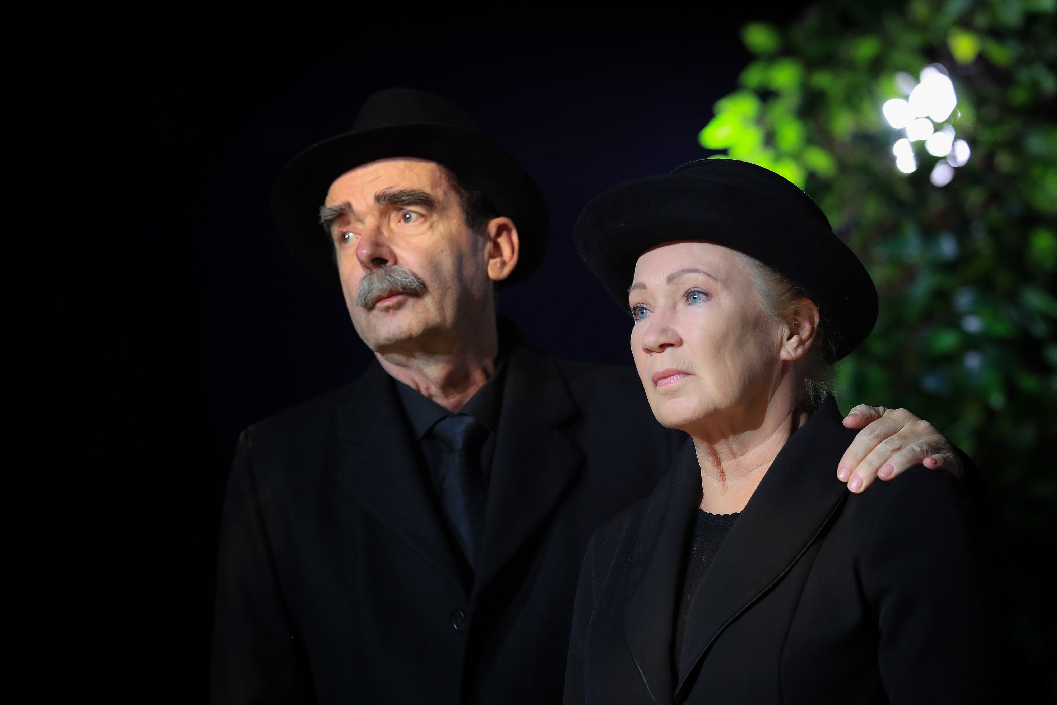 oszialom Udvaros Dorottya Serf Egyed
